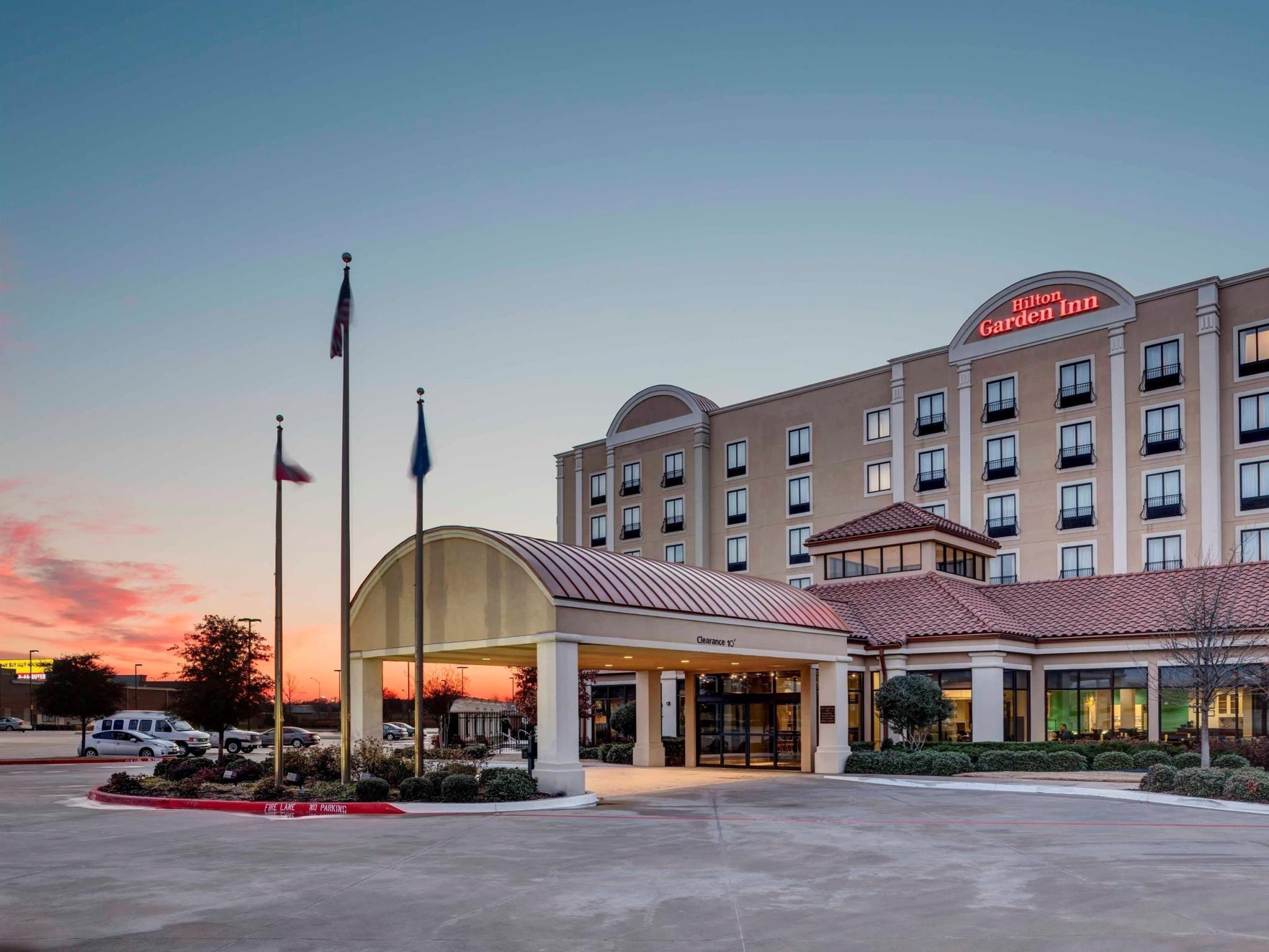 Hilton Garden Inn Dallas Lewisville Eksteriør billede