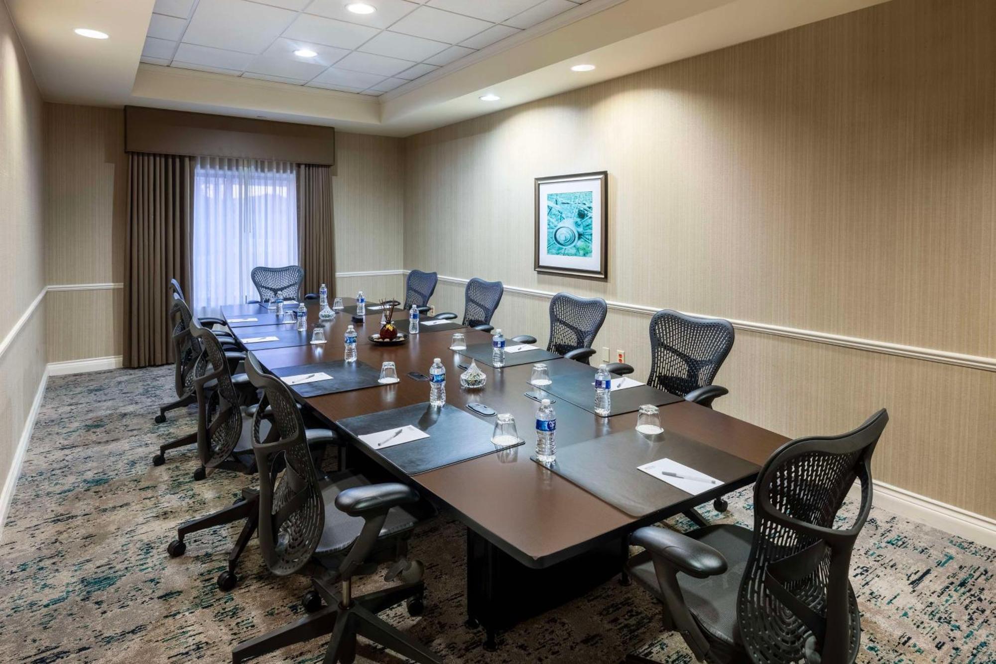 Hilton Garden Inn Dallas Lewisville Eksteriør billede