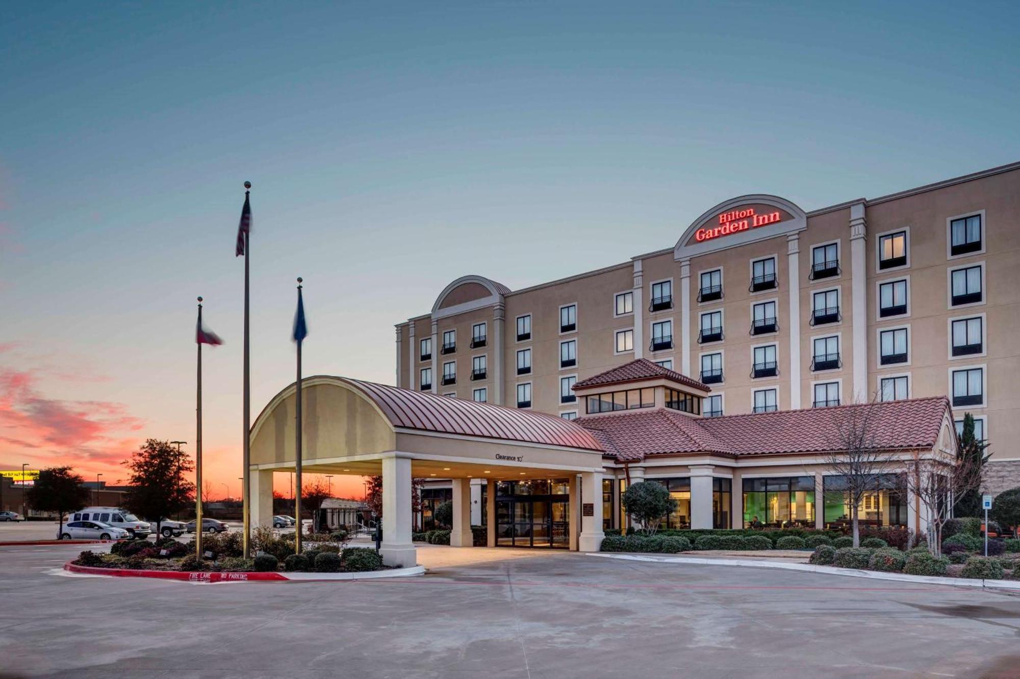 Hilton Garden Inn Dallas Lewisville Eksteriør billede