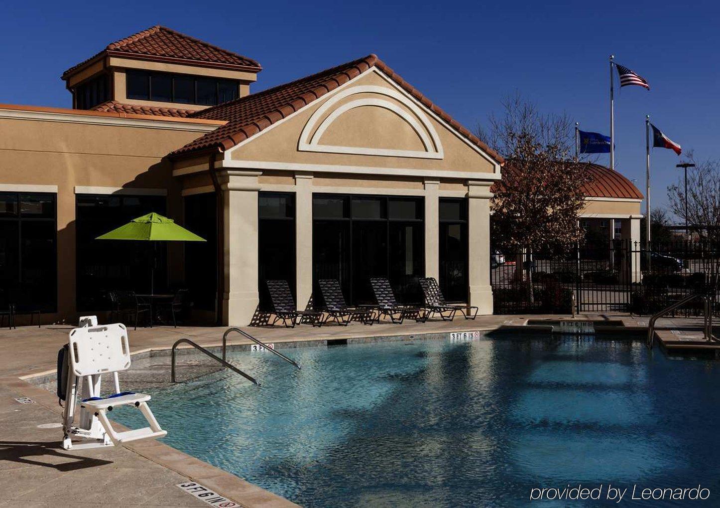 Hilton Garden Inn Dallas Lewisville Eksteriør billede